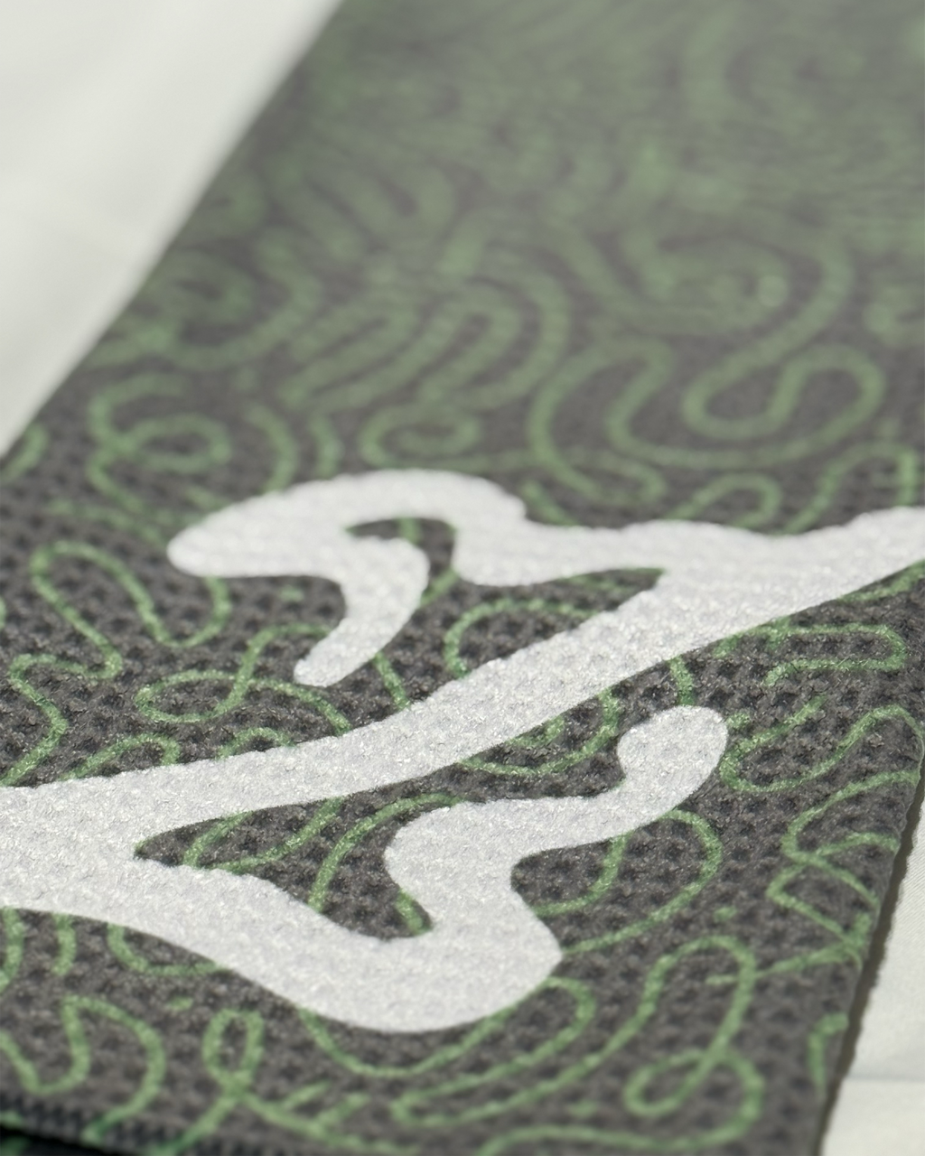 Zoysia Golf Towel -Doodle